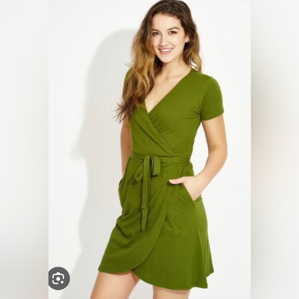 Pact Green Wrap Mini Dress with V-Neck and Short Sleeves